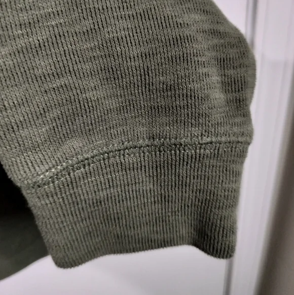 M484) Eddie Bauer Green Double Knit Crew neck Sweater Size Medium - Picture 4 of 7